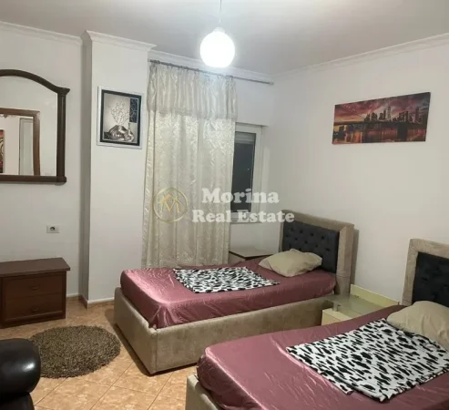 Tirane, jepet me qera apartament 2+1 Kati 3, 115 m² 650 € (Zogu i ZI)