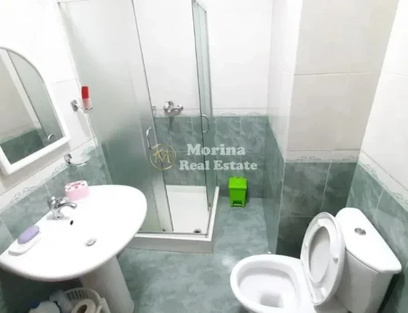 Tirane, jepet me qera apartament 2+1 Kati 3, 115 m² 650 € (Zogu i ZI)