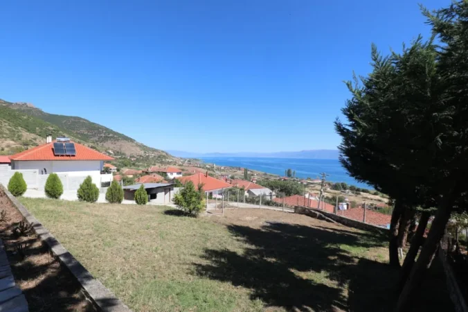 Pogradec, shitet apartament 2 Katshe Kati 2, 2.400 m² 265.000 € (Pogradec)