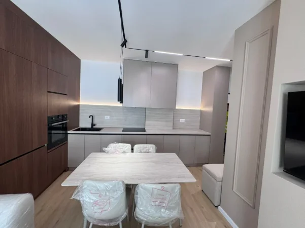 Tirane, jepet me qera apartament 1+1+Ballkon Kati 6, 1 m²