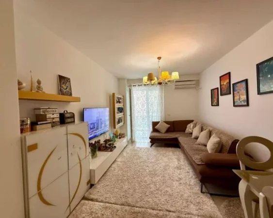 Tirane, shitet apartament 2+1+Aneks+Ballkon Kati 4, 99 m² 223.000 € (qyteti studenti)