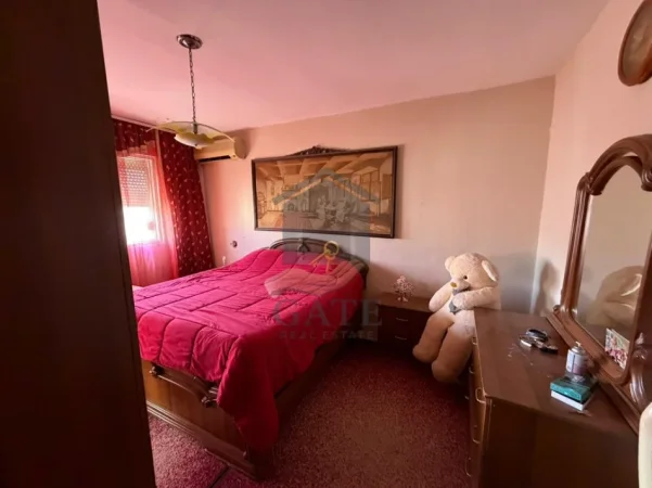 Durres, shitet apartament 1+1+Ballkon Kati 5, 60 m² 68.000 € (Kryqi i Kuq)