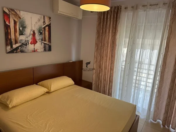 Tirane, jepet me qera apartament 1+1 Kati 4, 75 m² 550 € (5 MAJI)