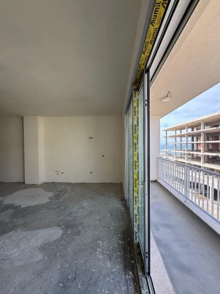 Durres, shitet apartament 2+1 Kati 4, 134 m² 335.000 € (Currila)