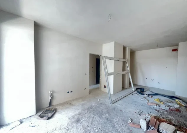 Tirane, shitet apartament 2+1 Kati 3, 105 m² 120.000 € (UNIVERS CITY)