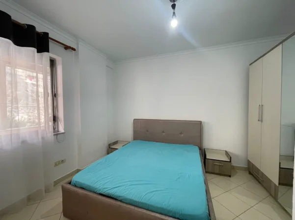 Tirane, jepet me qera apartament 2+1 Kati 1, 124 m² 500 € (Astir)