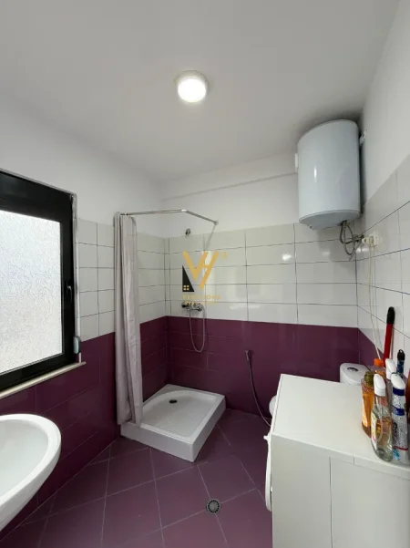 Tirane, shitet apartament 1+1+Ballkon Kati 4, 40 m² 78.000 € (CASA ITALIA)