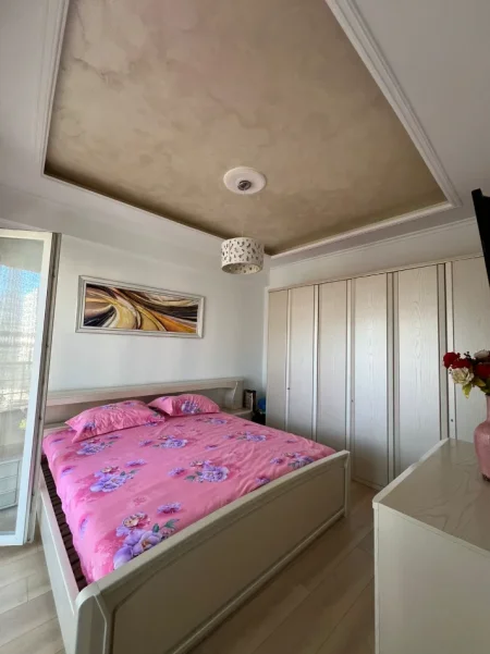 Tirane, jepet me qera apartament 1+1 , 72 m² 600 € 