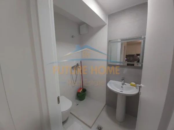 Tirane, shitet apartament 2+1+Ballkon Kati 1, 73 m² 210.000 € (Rruga Besnik Sykja)