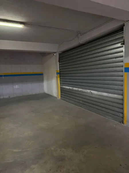 Tirane, shes apartament 1+1+Ballkon Kati 1, 60 m² 200.000 € (Myslym Shyri)