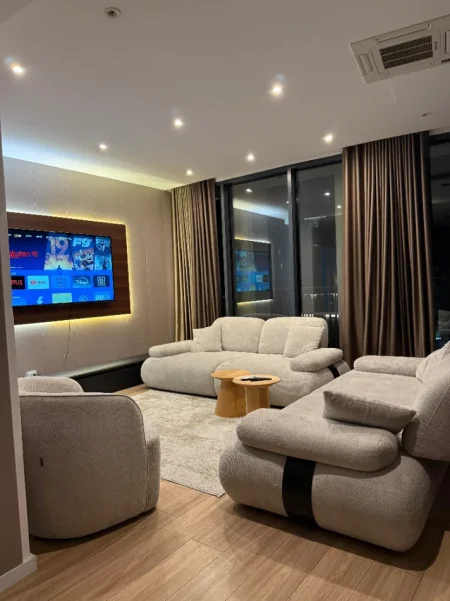 Tirane, shitet apartament 2+1 Kati 9, 130 m² 550.000 € (Lake View)