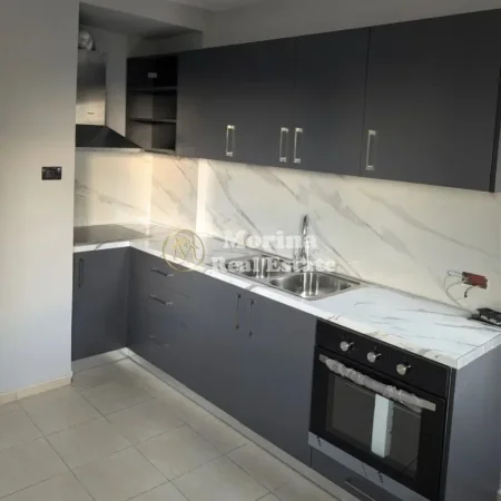 Tirane, jepet me qera apartament 2+1 Kati 4, 100 m² 400 € (Kodra e Diellit)
