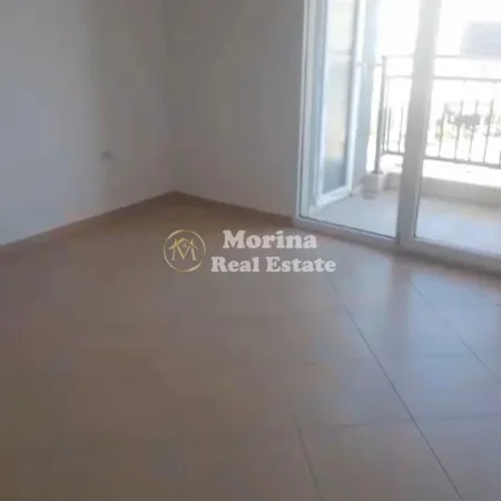 Tirane, jepet me qera apartament 1+1 Kati 4, 73 m² 450 € (Fusha Aviacionit)
