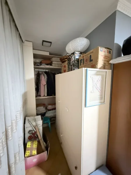 Tirane, jepet me qera 1+1+Ballkon , 78 m² 500 € (Rruga Dritan Hoxha)
