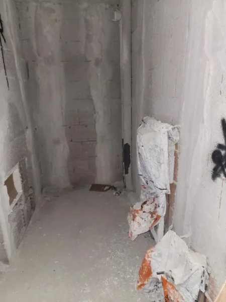Tirane, shes apartament 2+1+Ballkon Kati 2, 100 m² 225.000 € (Tregu Elektrik)