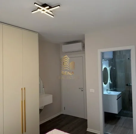Tirane, jepet me qera apartament 2+1+Ballkon Kati 8, 103 m² 900 € (Don Bosko, Kompleksi Trio Tower)