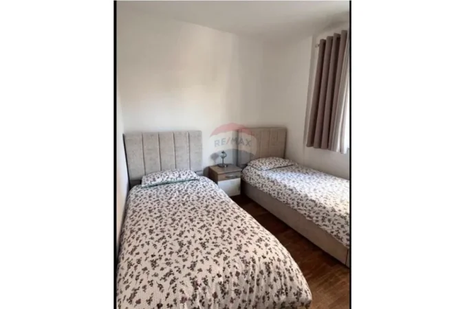 Tirane, jepet me qera apartament 1+1 Kati 1, 70 m² 400 € (Vilat Gjermane)