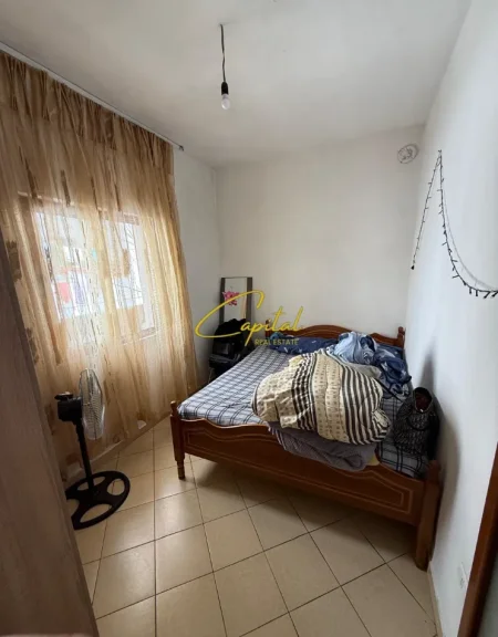 Tirane, jepet me qera apartament 1+1 Kati 2, 55 m² 300 € (ASTIR)