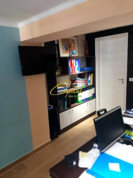 Tirane, shitet zyre Kati 0, 41 m² 105.000 € (MYSLYM SHYRI)