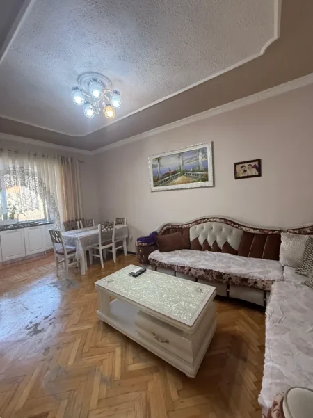 Tirane, shitet apartament 2+1 Kati 4, 72 m² 210.000 € (Myslym Shyr)