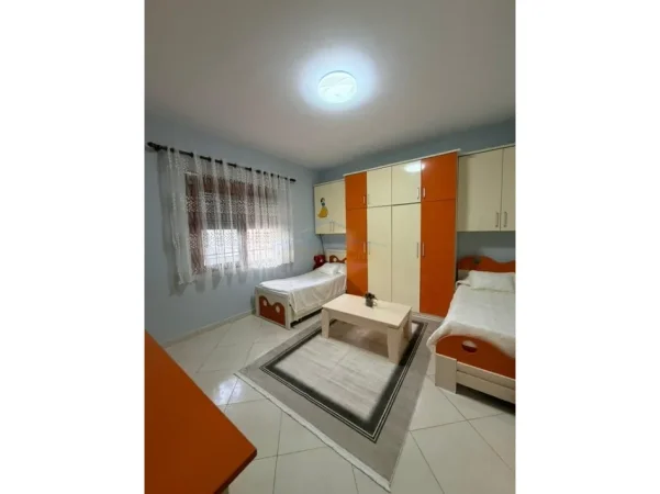 Tirane, jepet me qera shtepi 2+1 Kati 2, 120 m² 500 € (Mbrapa Shinave , Don Bosko)