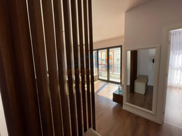 Tirane, jepet me qera apartament 1+1 Kati 5, 68 m² 700 € (Kompleksi Ndregjoni)