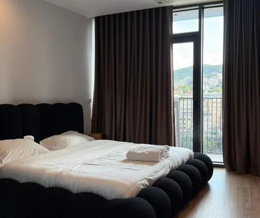 Tirane, shes apartament 2+1+Ballkon Kati 9, 132 m² 550.000 € (Lake View)