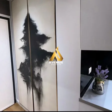 Tirane, jepet me qera apartament 1+1 Kati 6, 76 m² 800 €