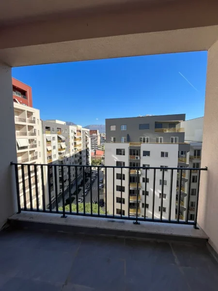 Tirane, shitet apartament 2+1+Ballkon Kati 7, 104 m² 187.000 € (Dritan Hoxha)