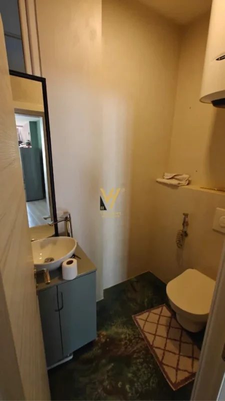 Tirane, jepet me qera apartament 2+1+Ballkon Kati 3, 100 m² 620 € (QYTET STUDENTI)