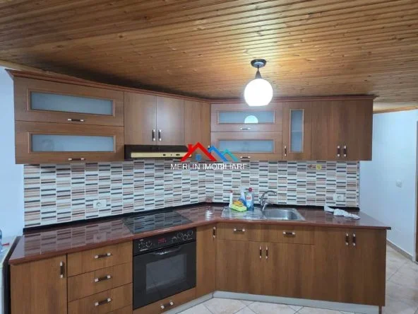 Tirane, jepet me qera apartament 1+1+Ballkon Kati 11, 75 m² 450 € (DON BOSKO,RRUGA MUZAKET)