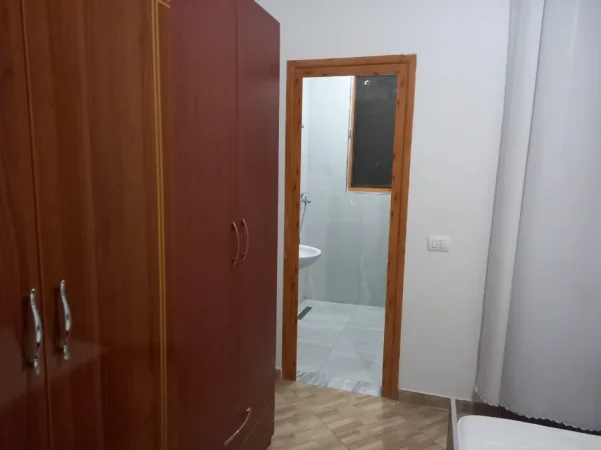 Tirane, jepet me qera apartament 1+1 Kati 5, 70 m² 350 € (Astir)