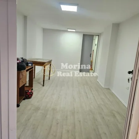 Tirane, shitet ambjent biznesi Kati -1, 28 m² 69.000 € (Rruga e Kavajes)