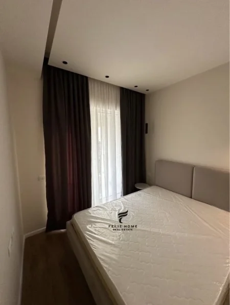 Tirane, jepet me qera apartament 1+1 Kati 7, 55 m² 550 € (ALI DEMI)