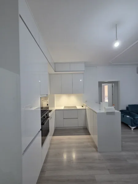 Tirane, shitet apartament 2+1 , 111 m² 255.000 € 