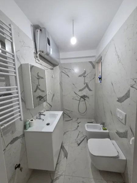 Tirane, shitet apartament 2+1 , 111 m² 255.000 € 