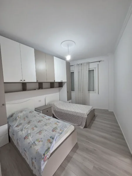 Tirane, shitet apartament 2+1 , 111 m² 255.000 € 