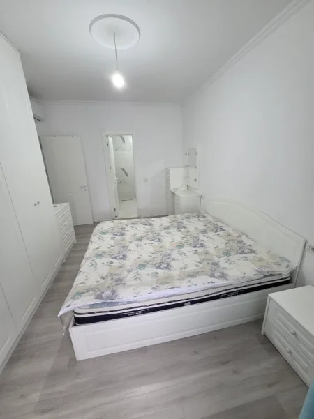Tirane, shitet apartament 2+1 , 111 m² 255.000 € 