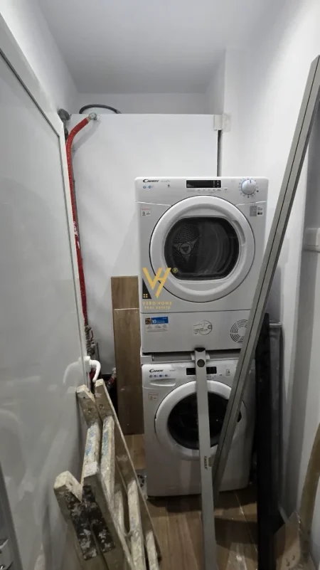 Tirane, shiten 3 garsonier Kati 4, 84 m² 255.000 € (MINE PEZA)