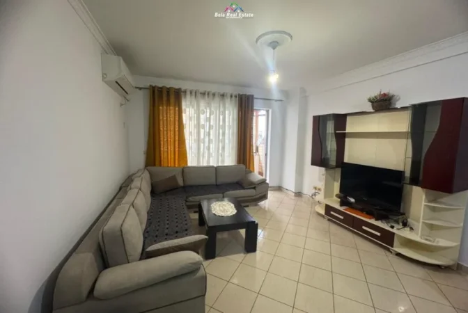 Tirane, jepet me qera apartament 2+1 Kati 1, 120 m² 520 € (Rruga Teodor Keko)