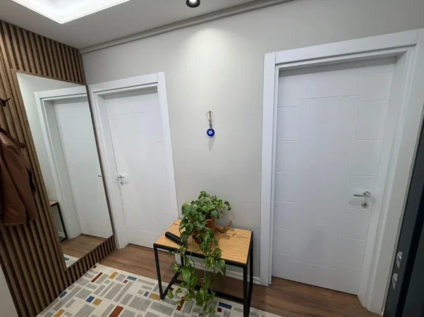 Tirane, shitet apartament 1+1 , 56 m² 135.000 € 