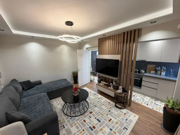Tirane, shitet apartament 1+1 , 56 m² 135.000 € 