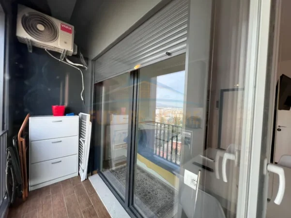 jap me qera apartament 1+1+Ballkon Kati 10, 45 m² 500 € (Përballë Amerikan 3)