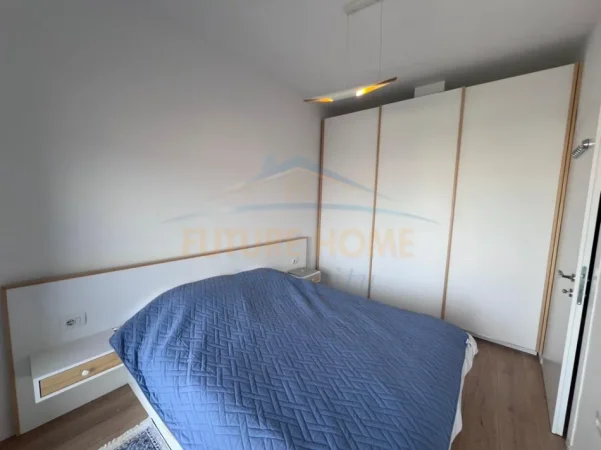 jap me qera apartament 1+1+Ballkon Kati 10, 45 m² 500 € (Përballë Amerikan 3)