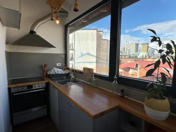 Tirane, shitet apartament 2+1+Ballkon Kati 10, 95 m² 320.000 € (Shkolla e Baletit)