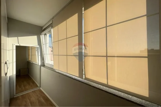 Tirane, shitet apartament , 118 m² 185.000 € (Fresk)