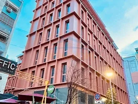 Tirane, shitet apartament 3+1 Kati 5, 171 m² 685.000 € (BLLOK,LSI,DIAMOND PALACE)