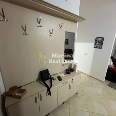 Tirane, jepet me qera apartament 2+1 Kati 8, 90 m² 500 € (Astir)