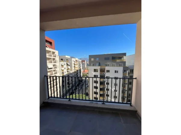 Tirane, shitet apartament 2+1+Ballkon Kati 7, 104 m² 187.000 € (Kompleksi Aura, Dritan Hoxha)