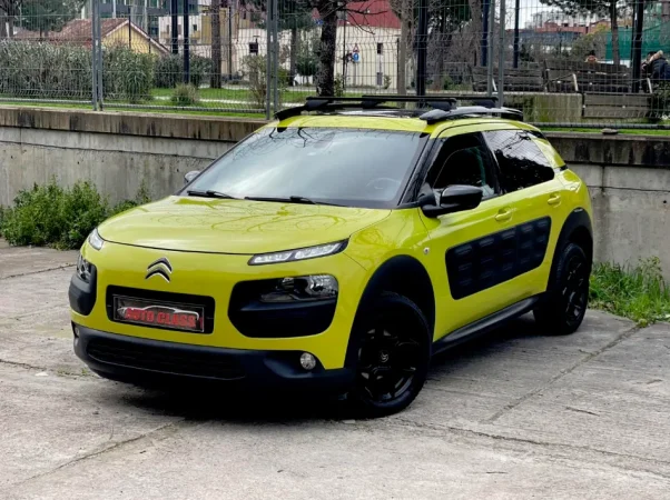 Tirane, shes makine Citroen C4 Cactus Nafte, e verdhë Klima 143.000 km 7.790 €